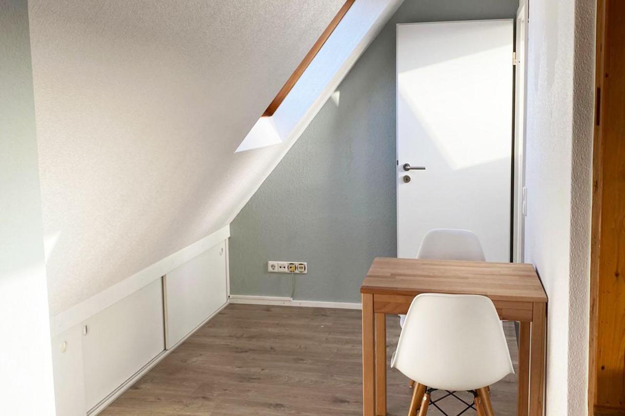 Gemuetliche 2 Zimmerwohnung Mit Tv Und Wlan Wendlingen am Neckar Extérieur photo
